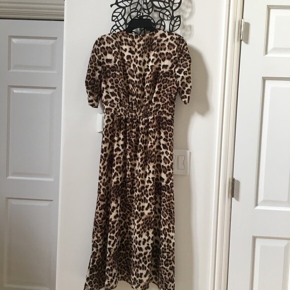 ASTR Button Down Leopard Print Midi Dress S NWT - Picture 10 of 11
